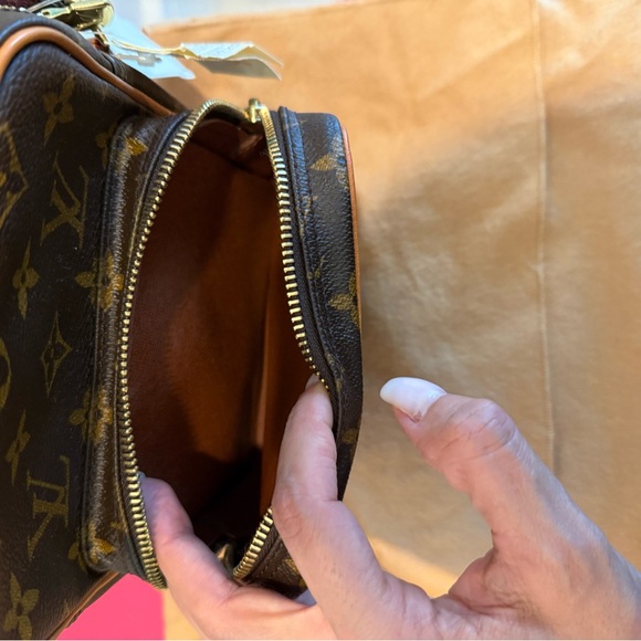 Louis Vuitton Amazone 22 - Picture 5 of 7